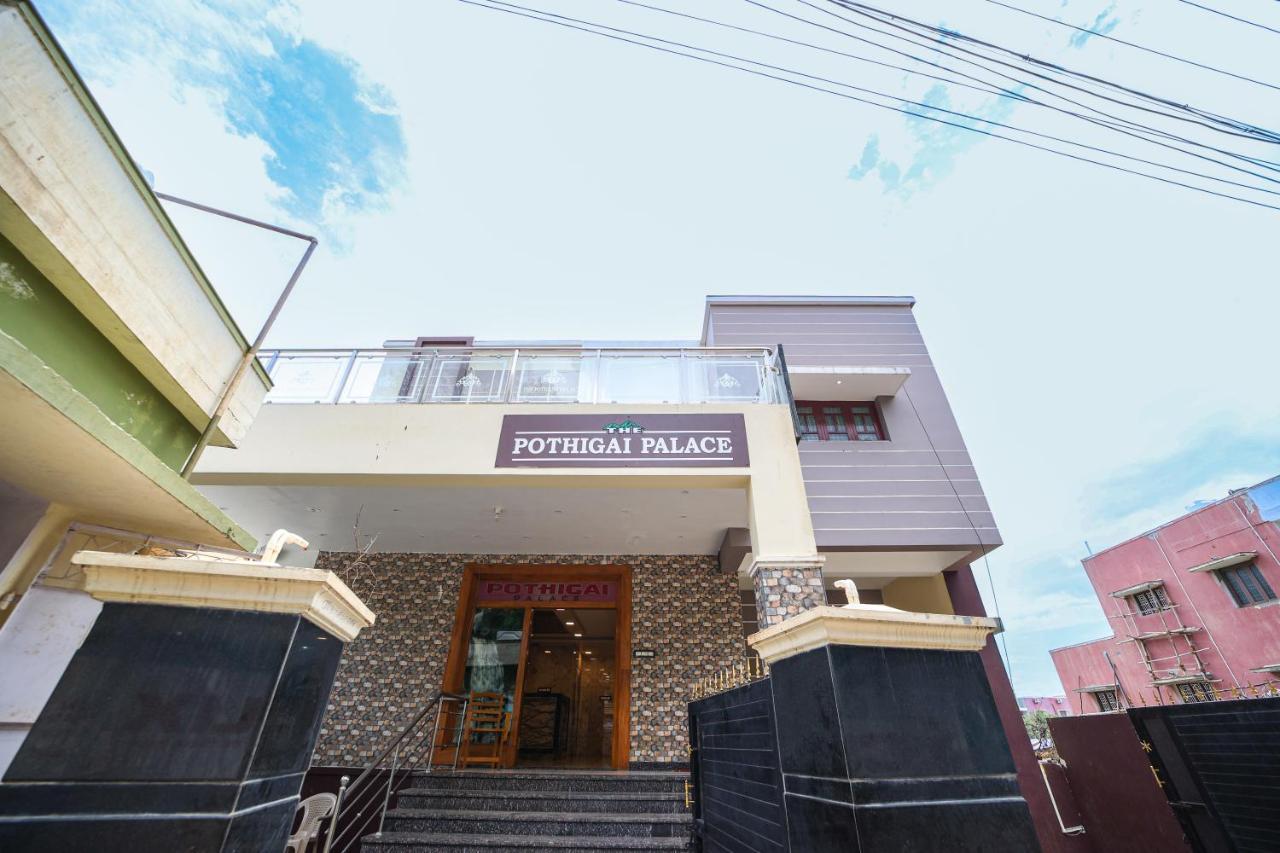 Hotel The Pothigai Palace à Kuttālam Extérieur photo